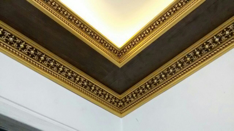 ارسال سریع قیمت قیمت ابزار گلویی نورمخفی پی وی سی پلی استایرن سفید طلایی سپاهان سقف