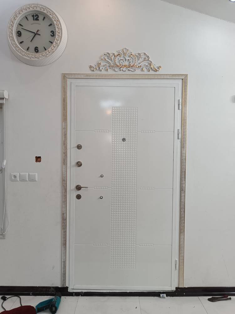خرید دیوارکوب ابزار قاب سازی دور آیینه پی وی سی پلی استایرن  سپاهان سقف