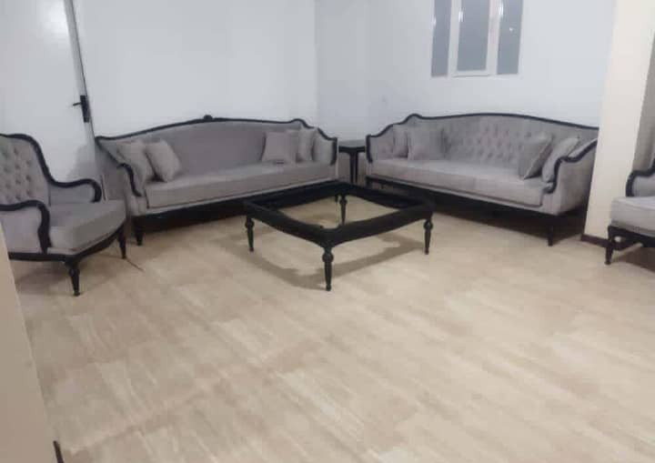 کفپوش رولی پشت موکتی نمدی 2 متر در 15 متر پی وی سی سپاهان سقف