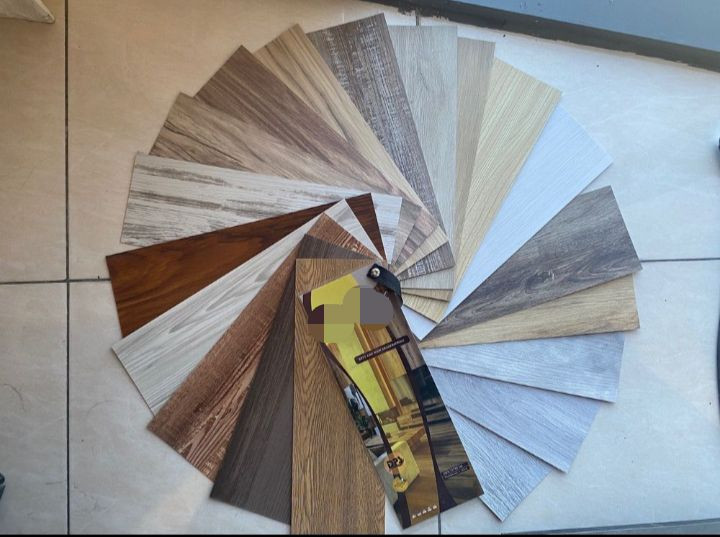 کفپوش پارکت pvc پی وی سی دولایه 90 * 15 سانتی ضخامت 2 میلیمتراقتصادی سپاهان سقف
